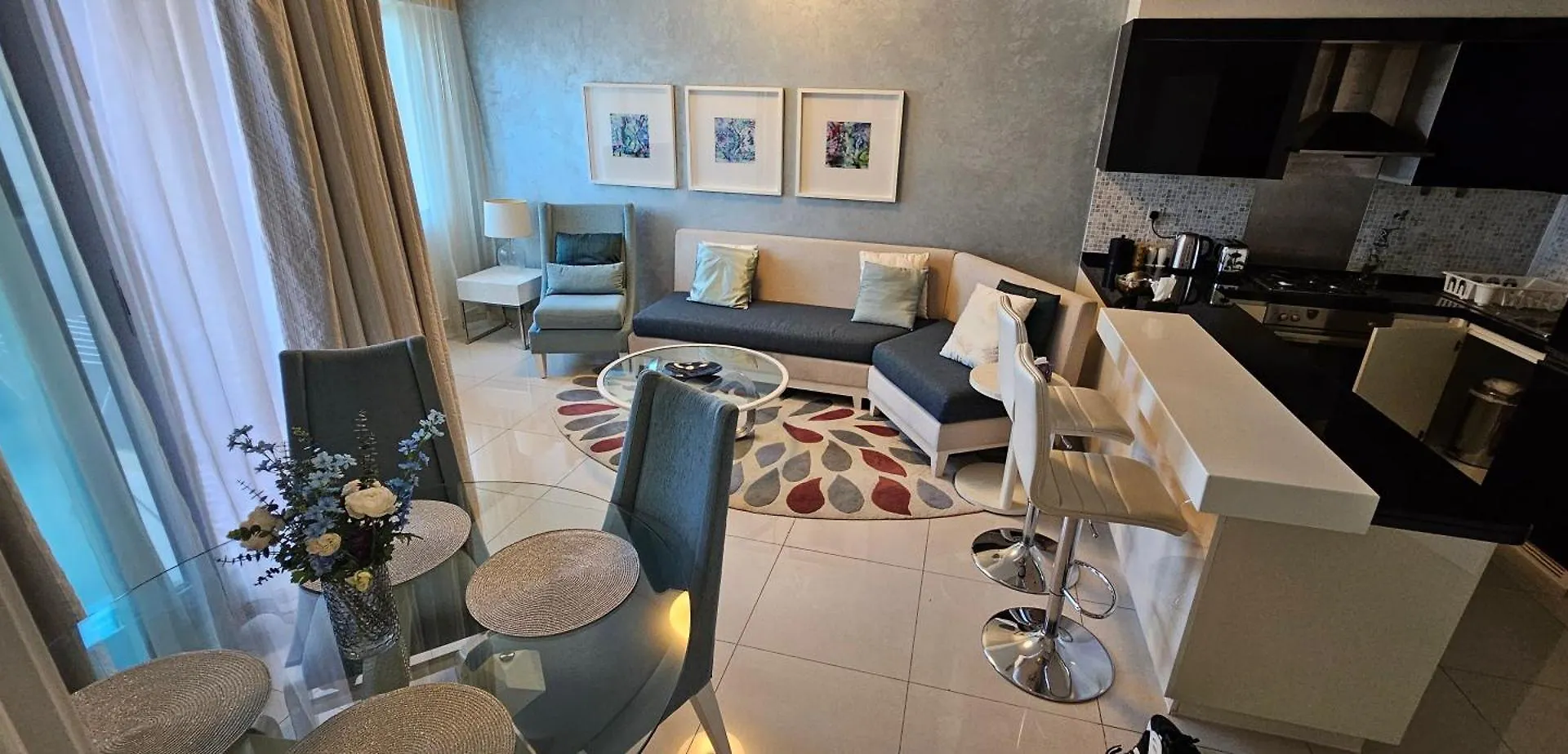 Superb 1 Bedroom Apt Next To Burj Khalifa And Dubai Mall