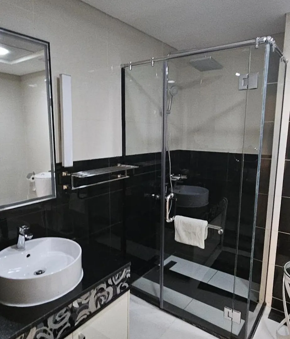 Superb 1 Bedroom Apt Next To Burj Khalifa And Dubai Mall 0*,