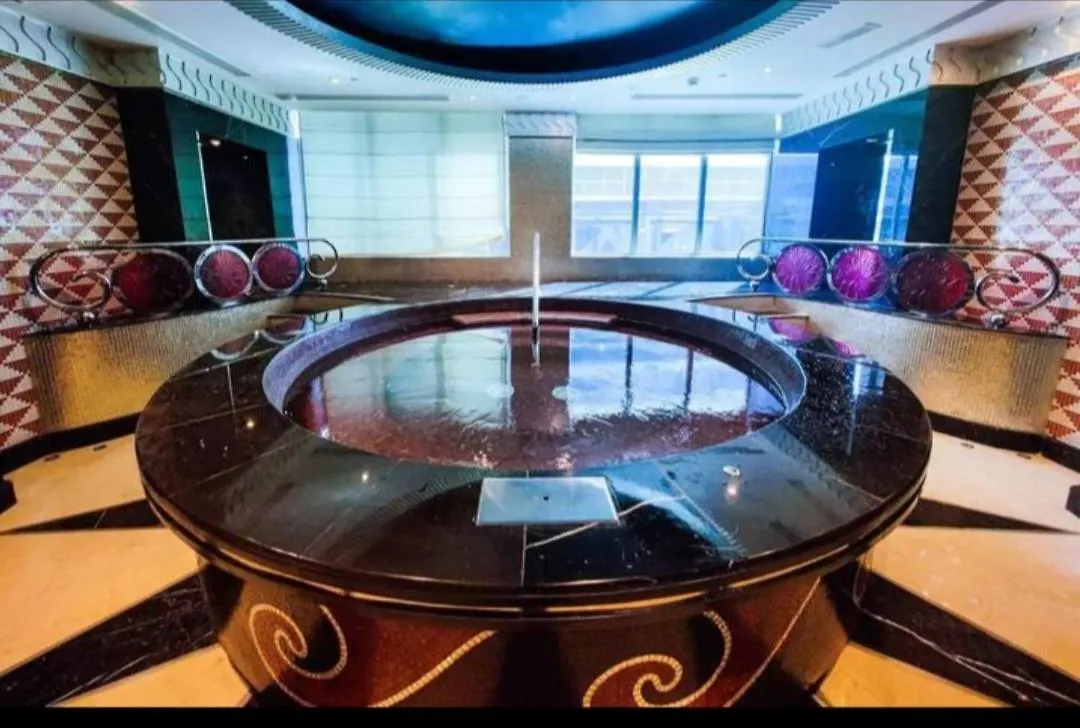Apartment Superb 1 Bedroom Apt Next To Burj Khalifa And Dubai Mall