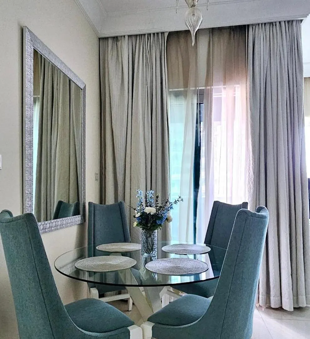 Apartment Superb 1 Bedroom Apt Next To Burj Khalifa And Dubai Mall